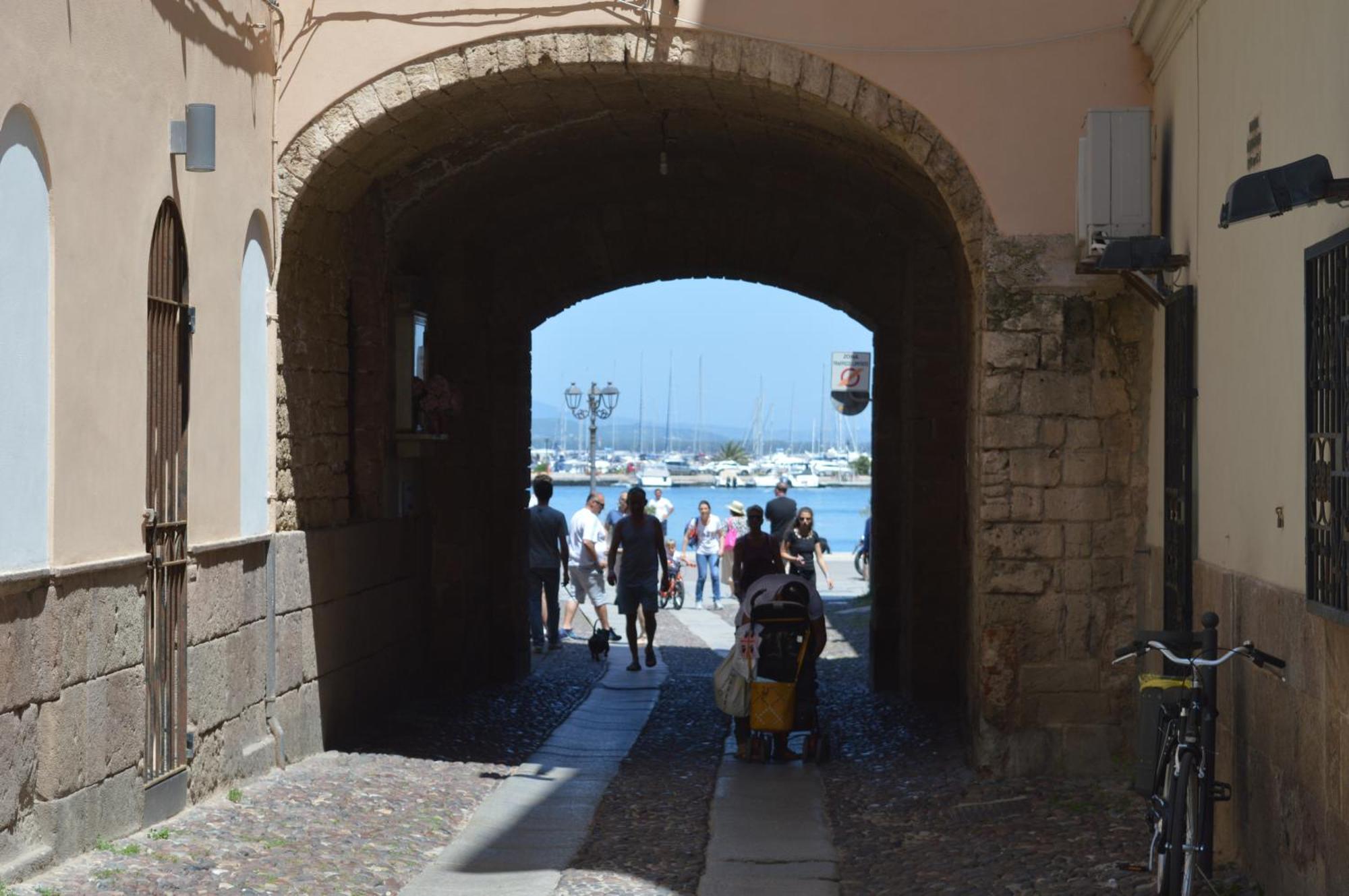 B&B Gaudi Alghero Exterior photo